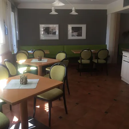 Ξενοδοχείο Landvogt 3*